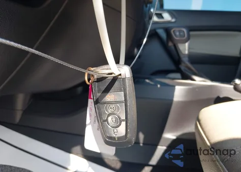 2019 Ford Ranger Lariat z USA, uszkodzony, nr VIN 1FTER4EH1KLB02653